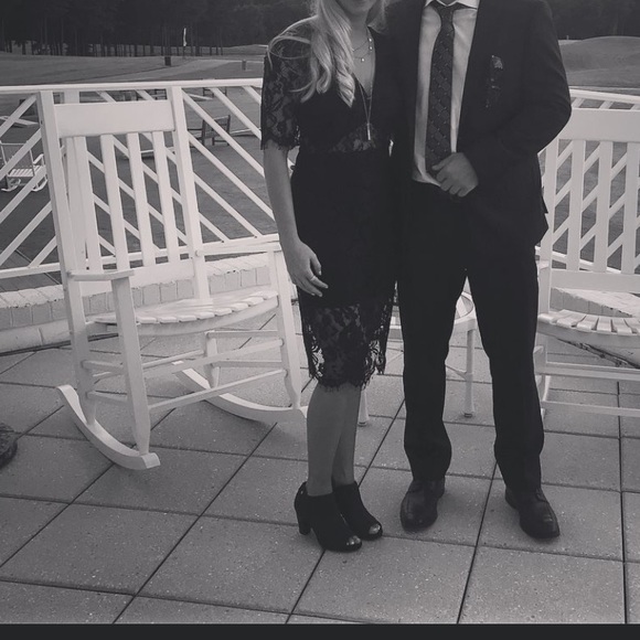 Dress - Picture 1 of 3